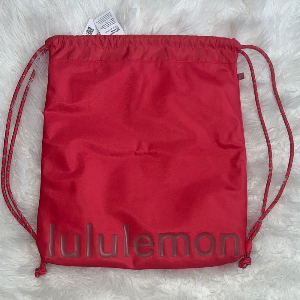 lululemon athletica lightweight gym sack